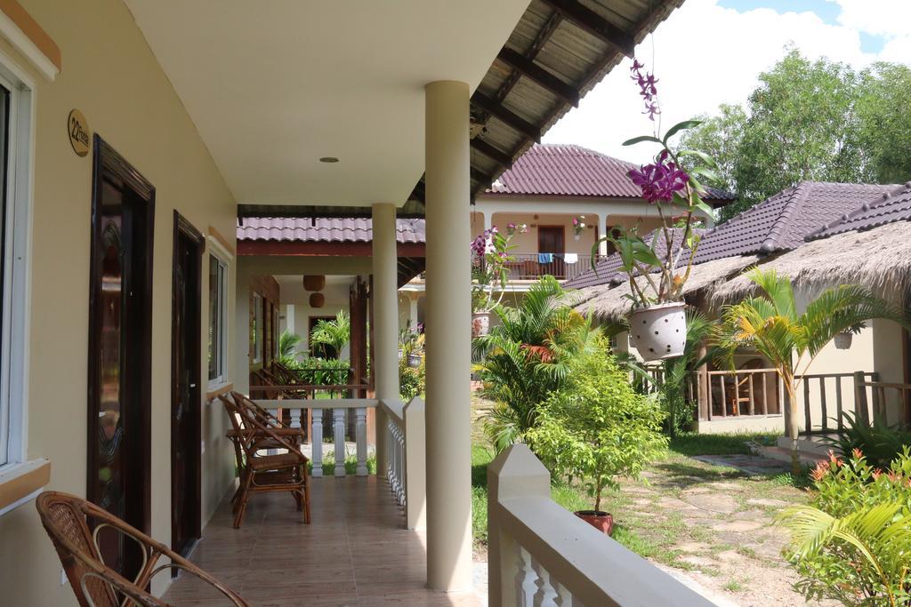 The Moonflower Bungalow Otel Sihanoukville Dış mekan fotoğraf