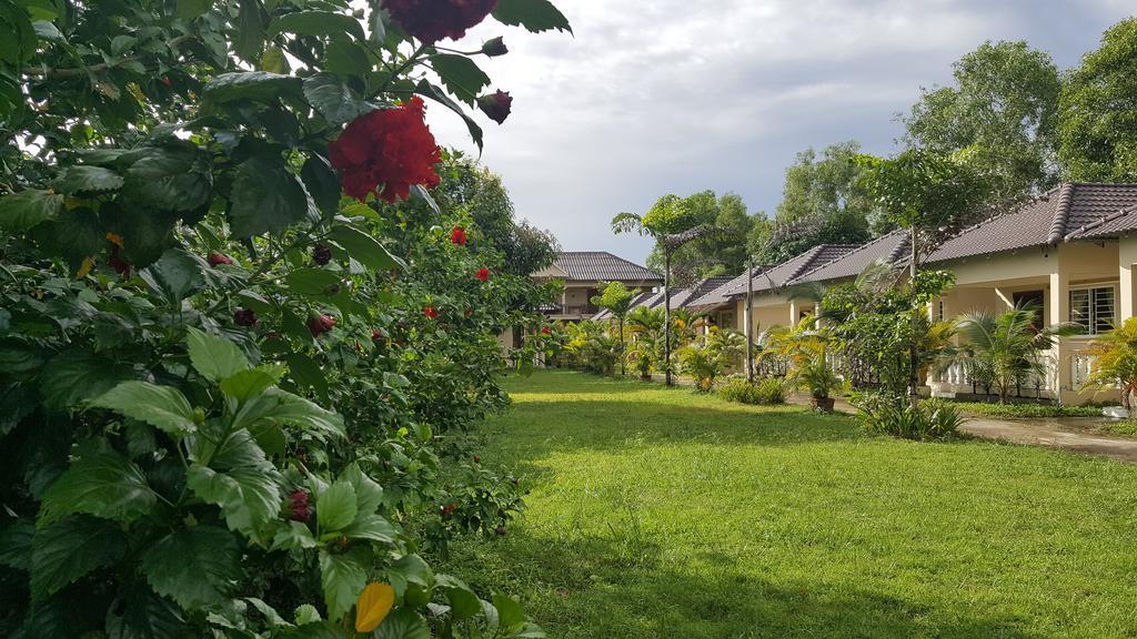 The Moonflower Bungalow Otel Sihanoukville Dış mekan fotoğraf